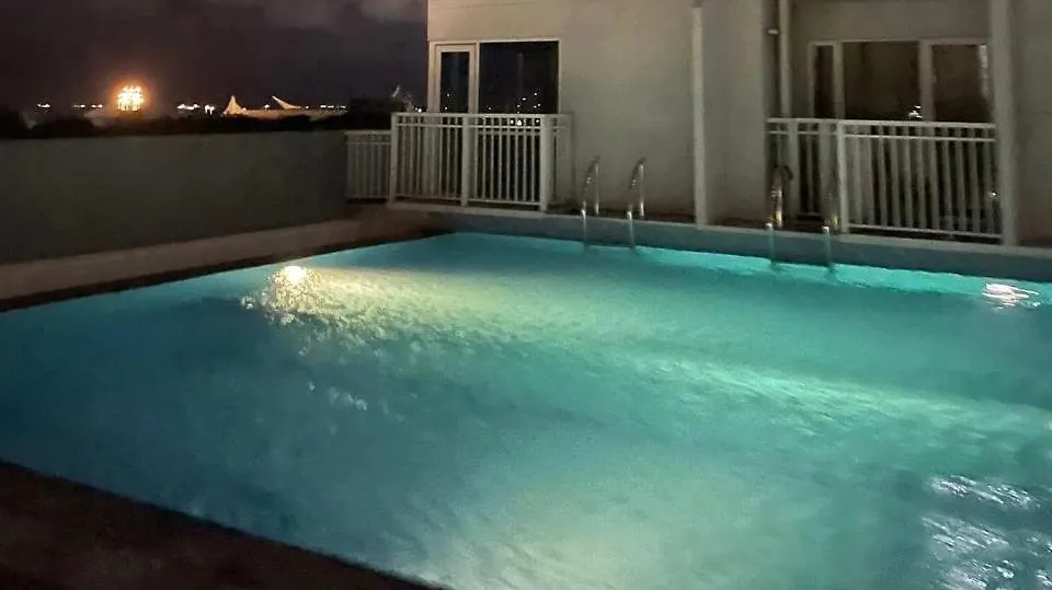 Affordable Condo-Hotel 5 Mins Walk To Picc, Ccp, Starcity, World Trade Center Near Moa And Airport Manila Aparthotel